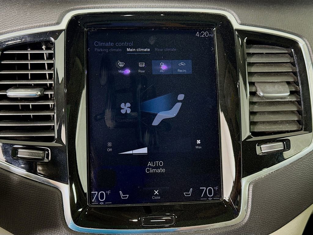 Used 2018 Volvo XC90 T6 Momentum w/ Convenience Package image 16