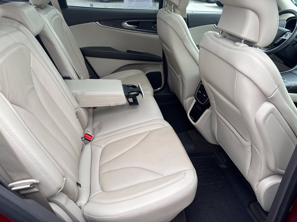 Used 2019 Lincoln Nautilus Reserve w/ Driver Assistance Package FWD image 41