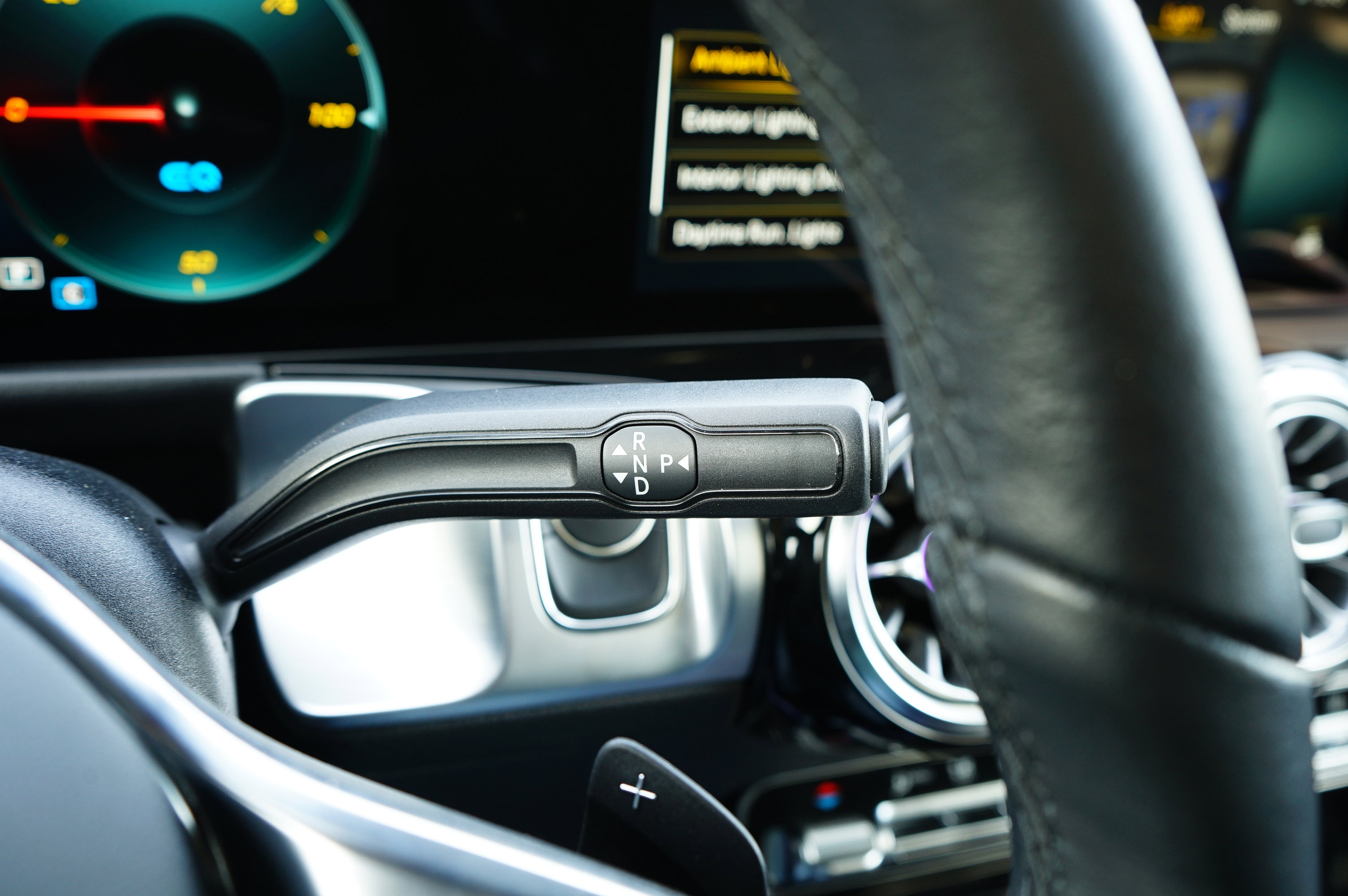 Used 2023 Mercedes-Benz EQB 300 4MATIC image 40