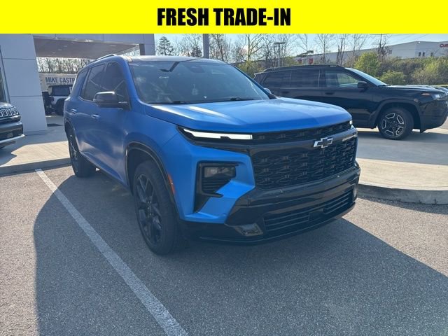Used 2024 Chevrolet Traverse RS