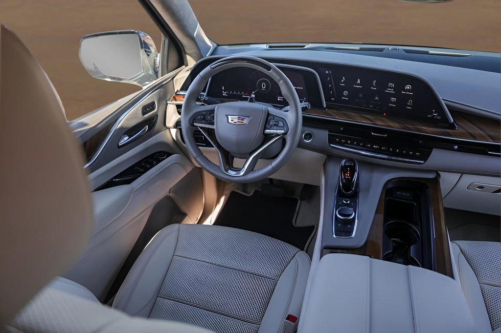 Certified 2024 Cadillac Escalade Premium Luxury Platinum w/ Heavy-Duty Trailer Package image 29