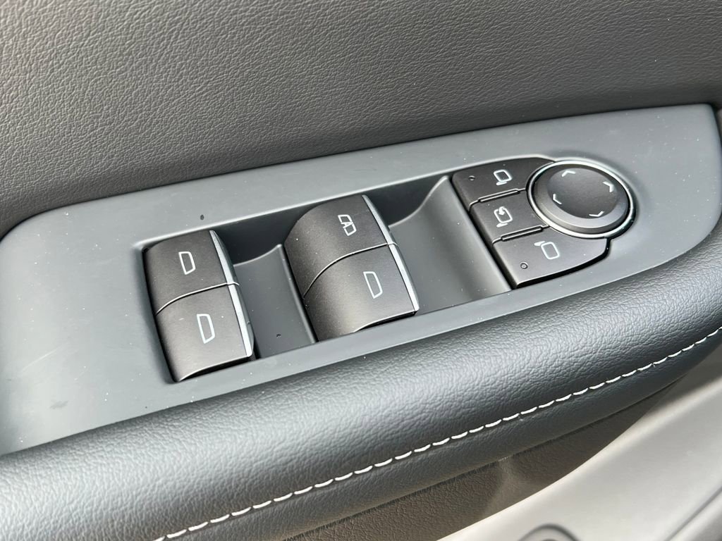 New 2026 Buick Enclave Avenir w/ LPO, Floor Liner Package image 16