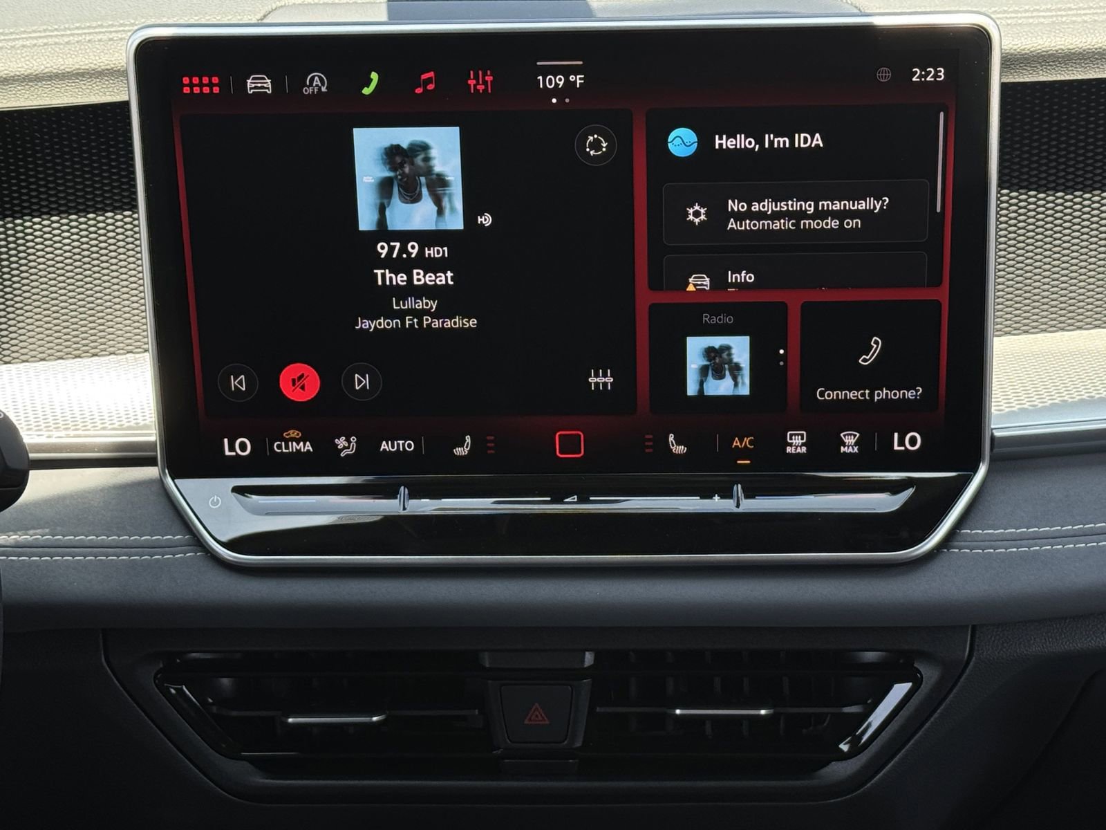 New 2026 Volkswagen Tiguan SE R-Line FWD image 19