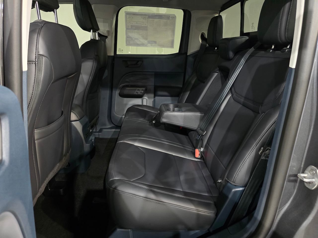 New 2025 Ford Maverick Lariat w/ Black Appearance Package AWD/4WD image 35