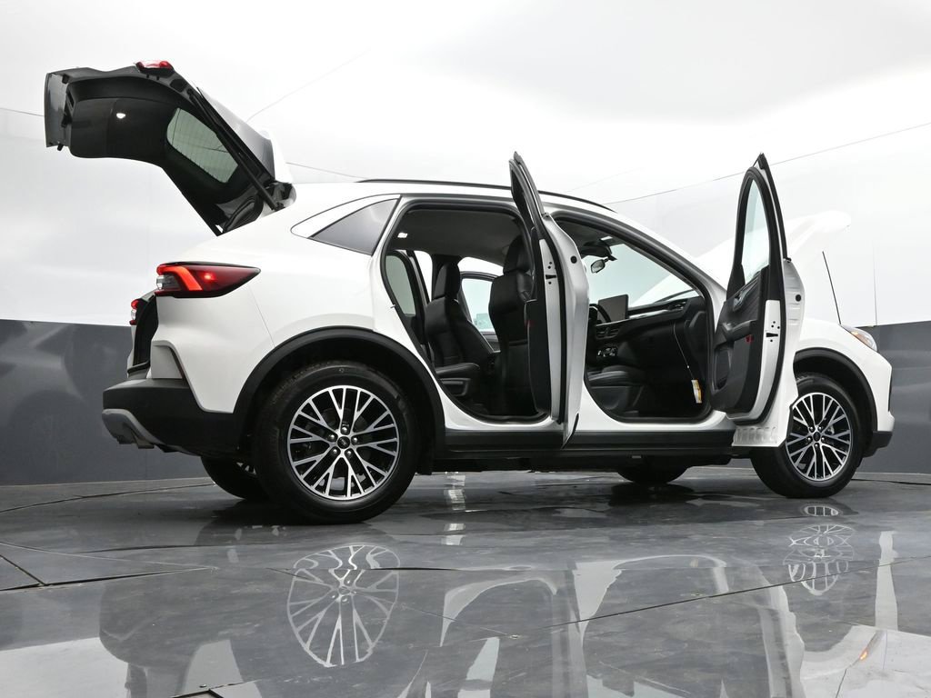New 2024 Ford Escape SE FWD image 32