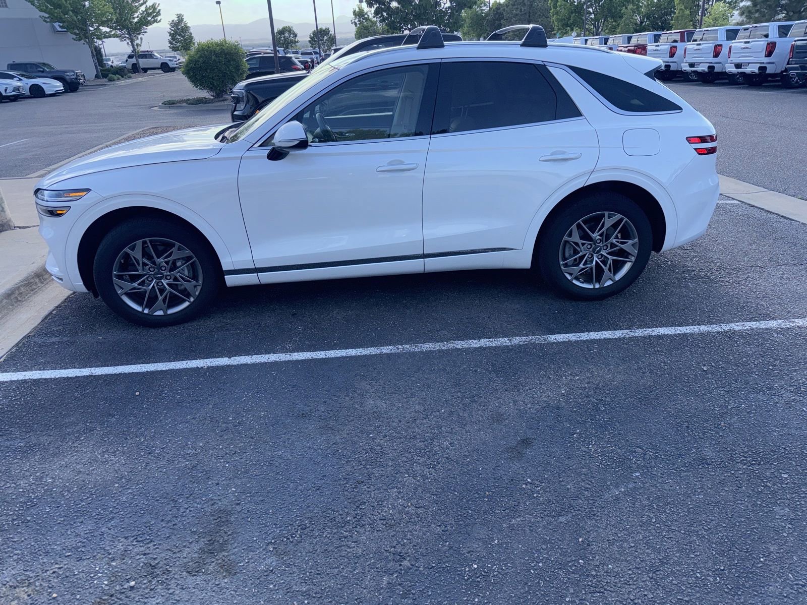 Used 2025 Genesis GV70 2.5T w/ Select Package