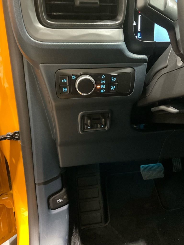 New 2026 Ford Maverick Lariat w/ Black Appearance Package image 8