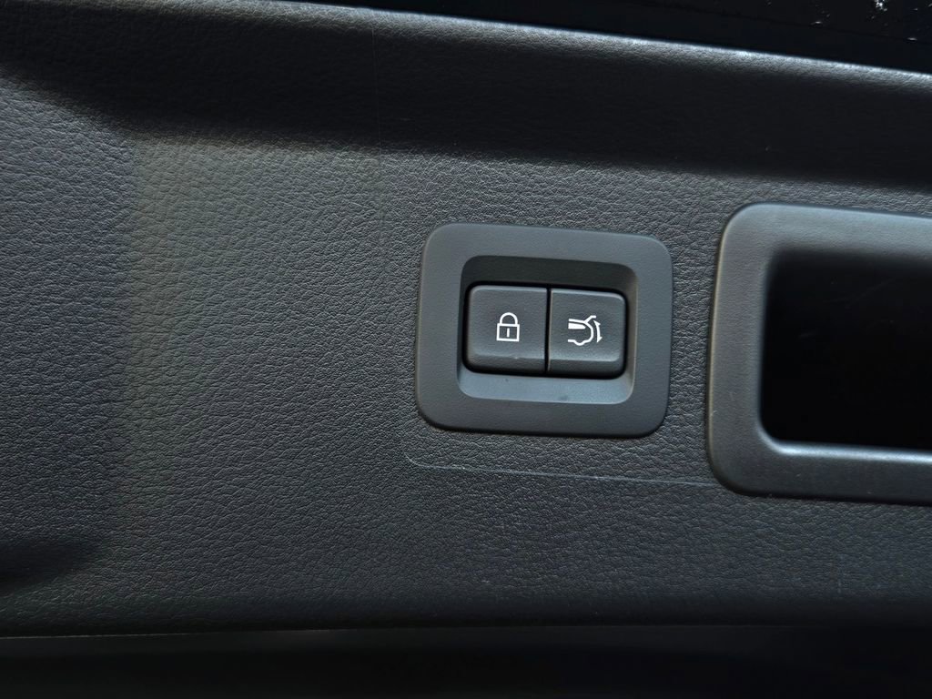 Certified 2025 MAZDA CX-50 2.5 Turbo w/ Premium Plus Pkg image 35