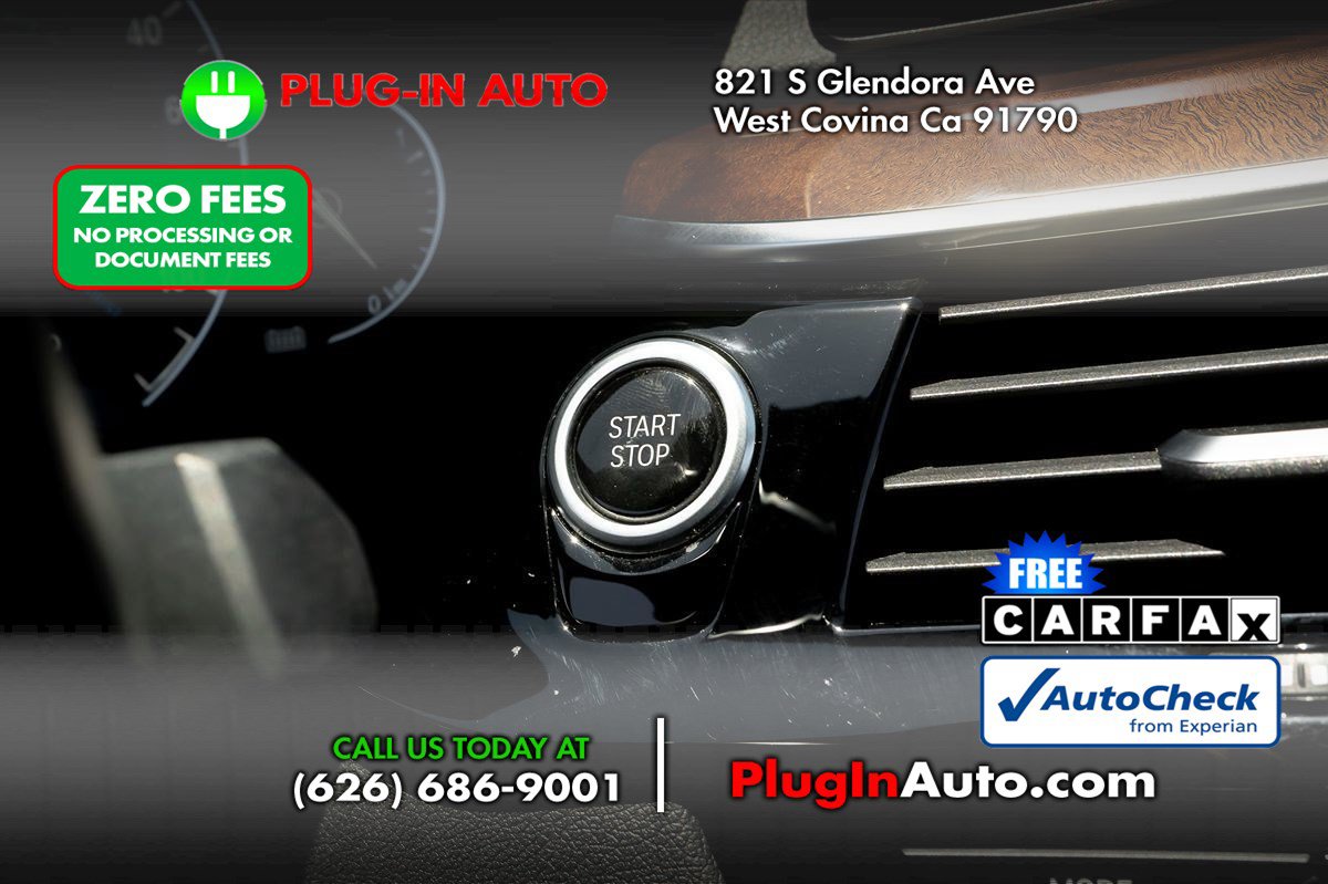 Used 2019 BMW 530e xDrive w/ Premium Package AWD/4WD image 24