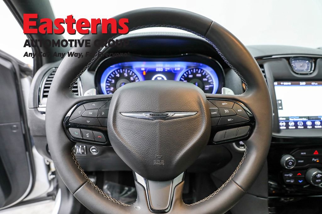 Used 2023 Chrysler 300 S image 10