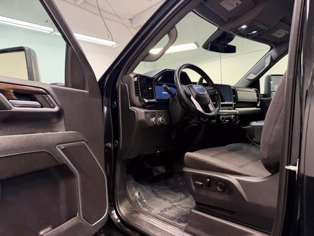 Used 2024 GMC Sierra 2500 SLE w/ SLE Convenience Package AWD/4WD image 8