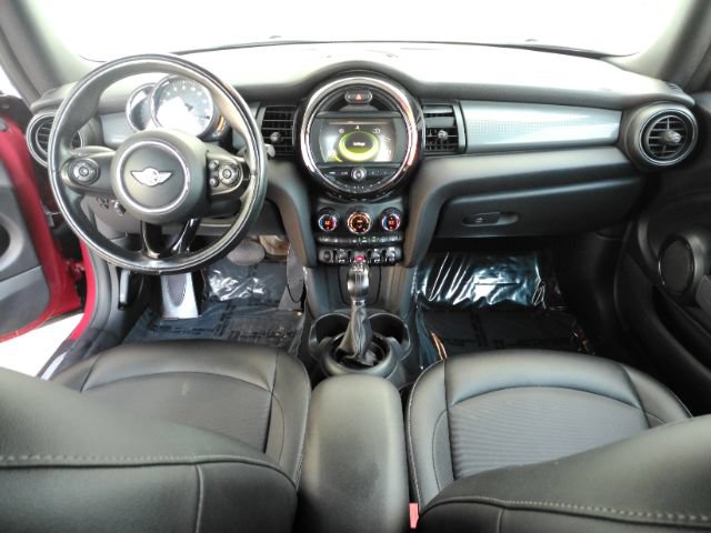 Used 2018 MINI Cooper Convertible FWD image 3