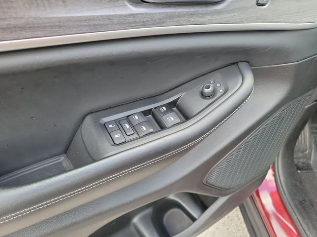 Used 2024 Jeep Grand Cherokee Limited RWD image 14