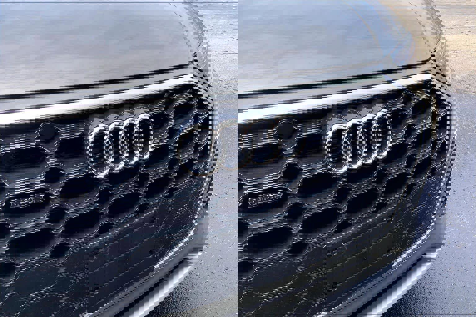 Used 2023 Audi Q5 2.0T Premium w/ Convenience Package image 32