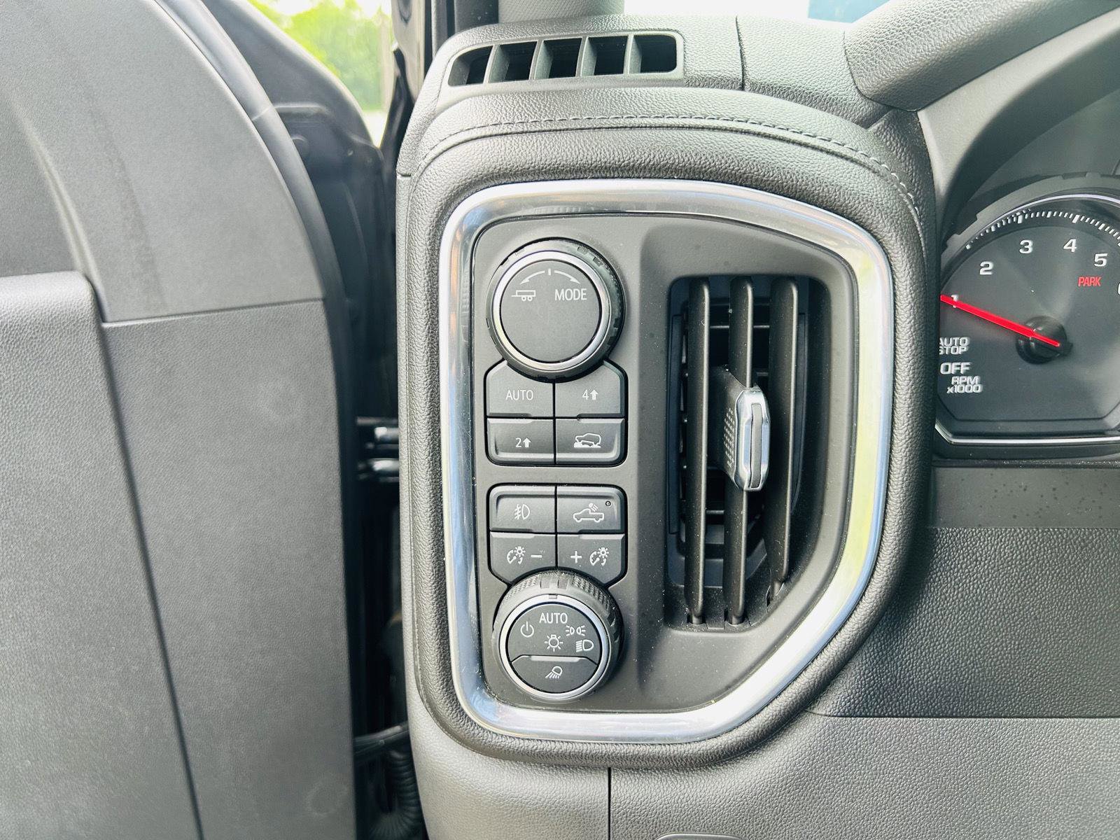 Used 2020 Chevrolet Silverado 1500 RST w/ All-Star Edition image 30