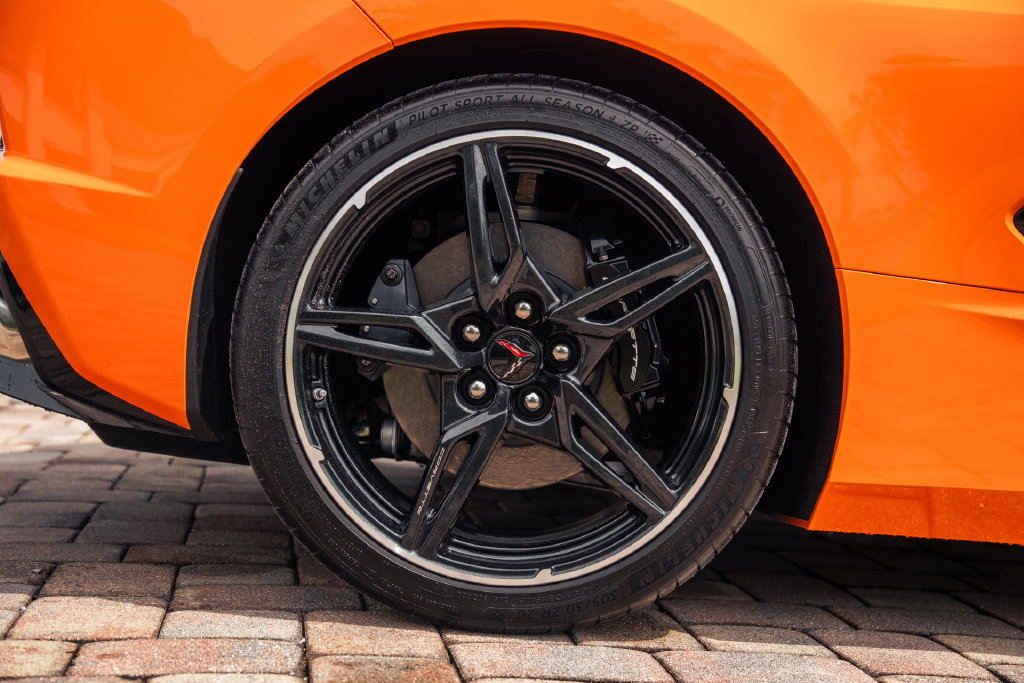 Used 2024 Chevrolet Corvette Stingray Preferred Conv w/ Battery Protection Package RWD image 13