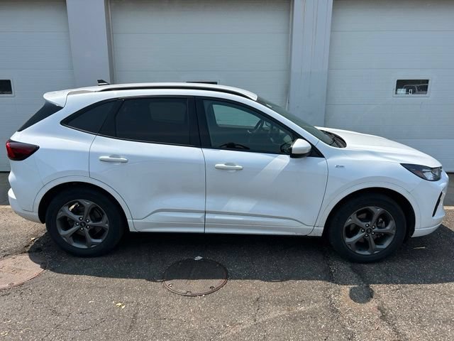 Used 2023 Ford Escape ST-Line Select w/ Tech Pack #1 AWD/4WD image 6