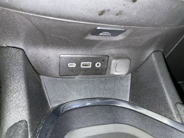 Used 2024 Chevrolet Malibu LT image 24