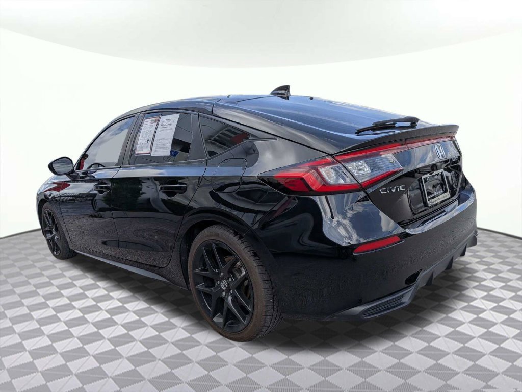 Used 2023 Honda Civic Sport image 4