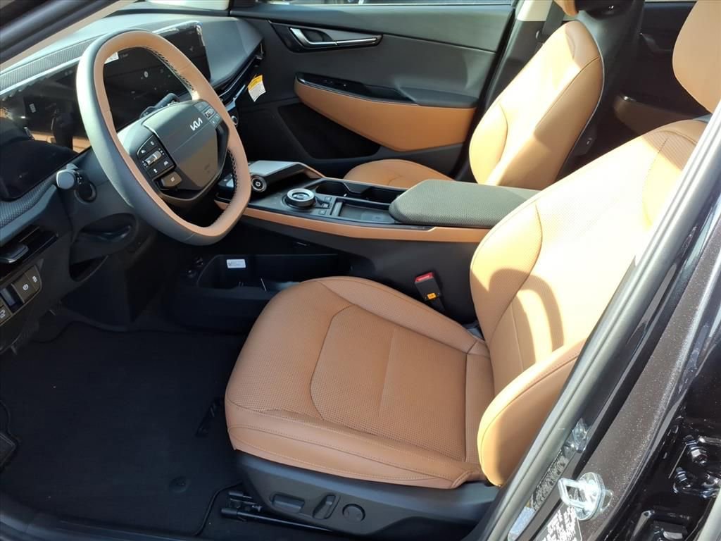 New 2025 Kia EV6 Wind image 10