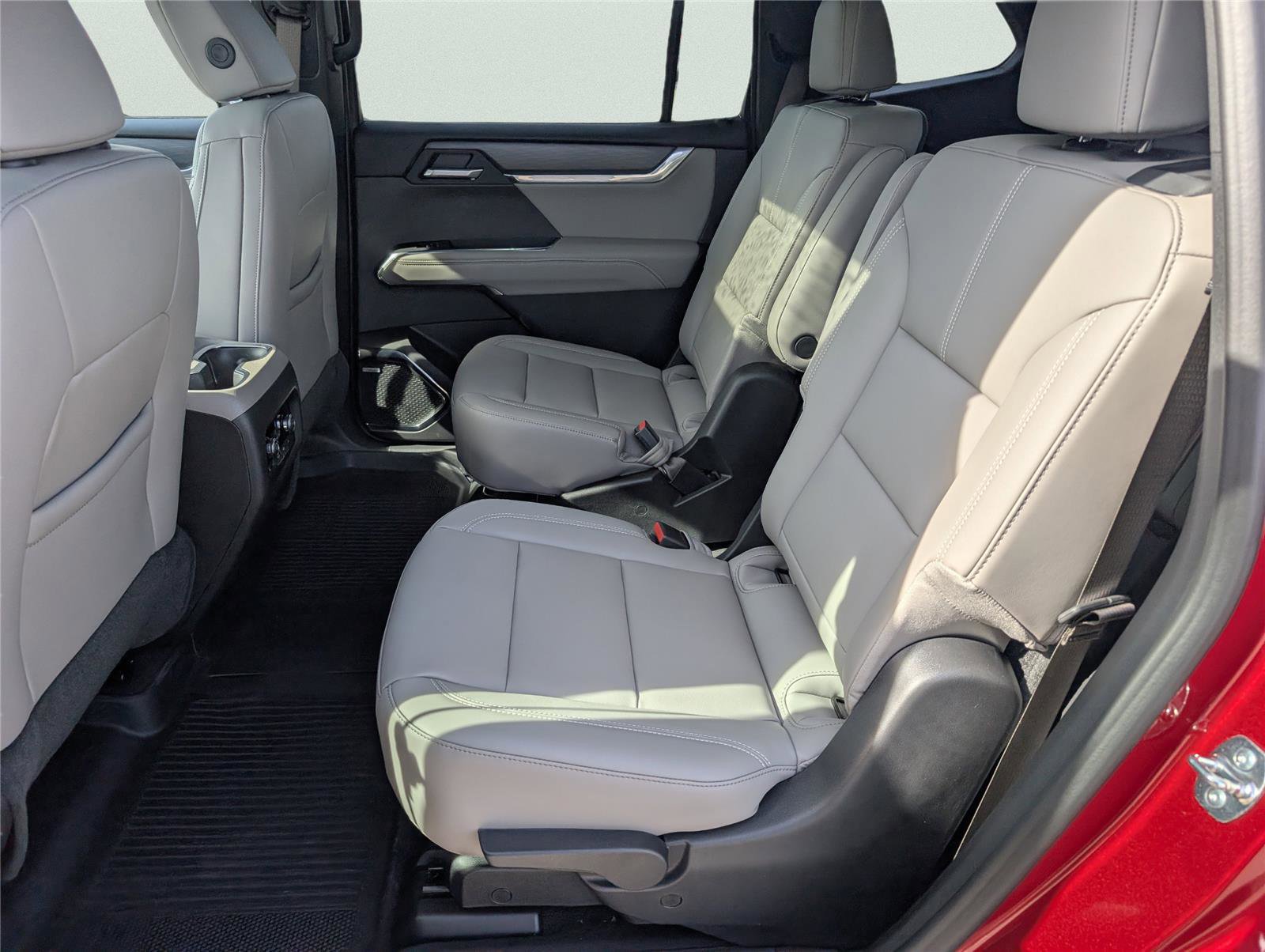 New 2026 GMC Acadia Elevation w/ Elevation Premium Package image 18