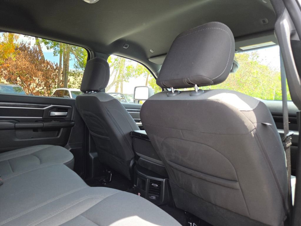 Used 2024 RAM 3500 Big Horn AWD/4WD image 12