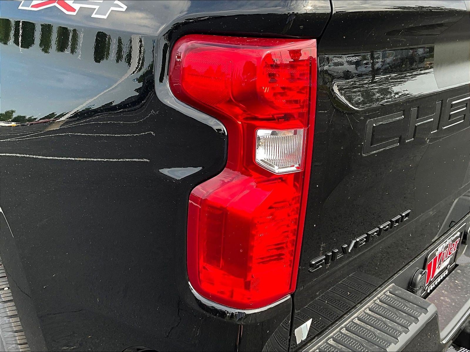 New 2026 Chevrolet Silverado 1500 Custom w/ Rally Edition AWD/4WD image 14