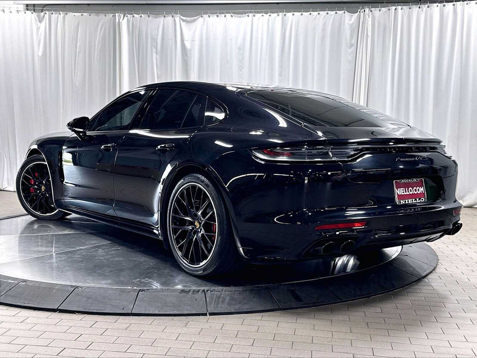 Used 2022 Porsche Panamera GTS AWD/4WD image 3