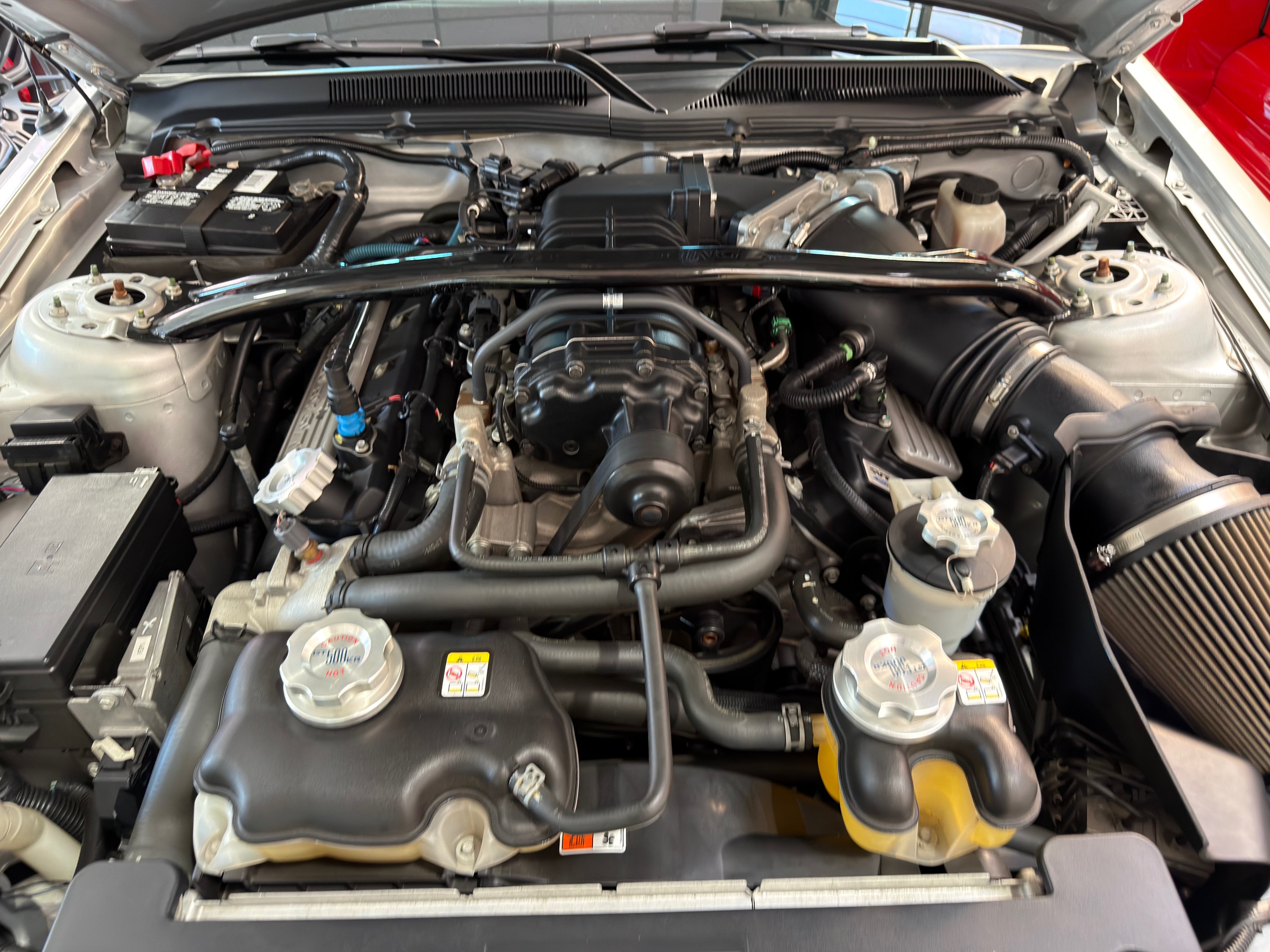 Used 2009 Ford Mustang Shelby GT500 RWD image 39