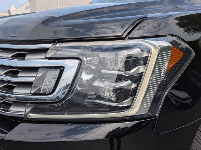 Used 2018 Ford Expedition Max Limited w/ Equipment Group 302A AWD/4WD image 2