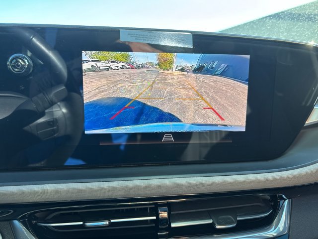 Used 2025 Buick Envista Avenir FWD image 21