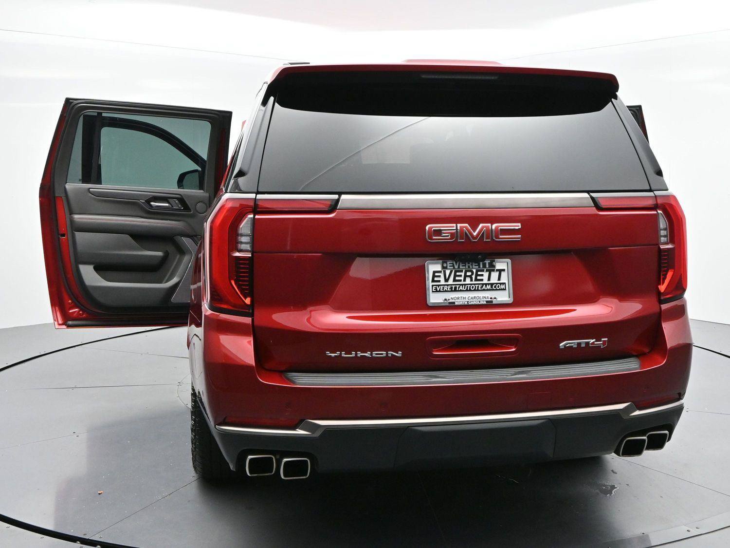 Used 2025 GMC Yukon XL AT4 Ultimate AWD/4WD image 44