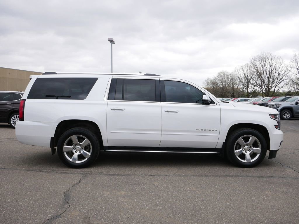 Used 2017 Chevrolet Suburban Premier AWD/4WD image 9