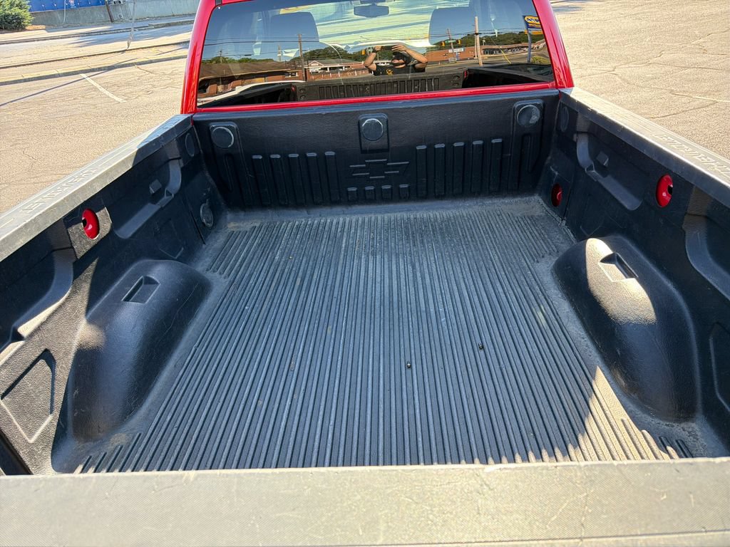 Used 2019 Chevrolet Silverado 1500 Custom w/ Custom Convenience Package AWD/4WD image 14