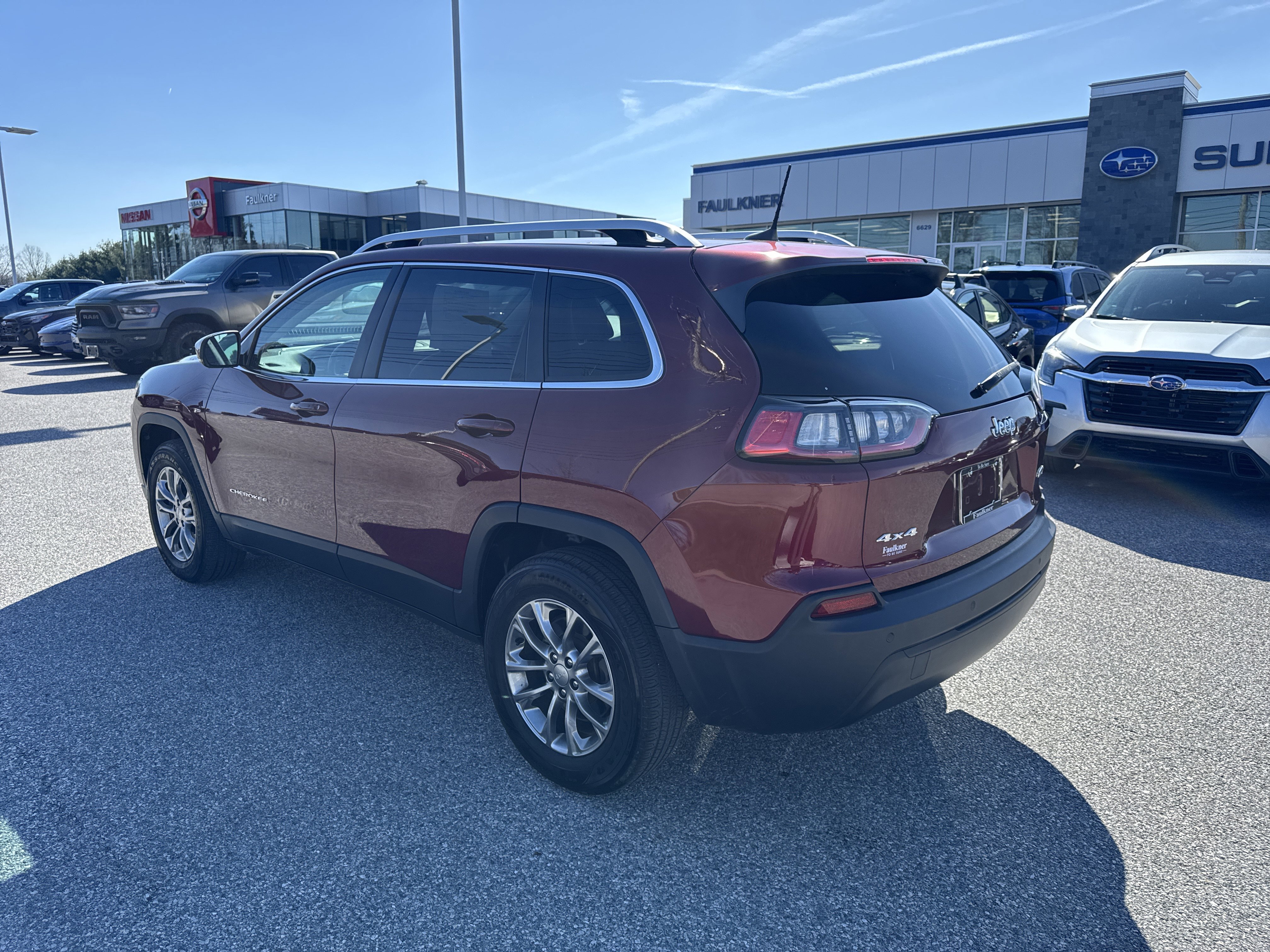 Used 2020 Jeep Cherokee Latitude Plus w/ Cold Weather Group image 6