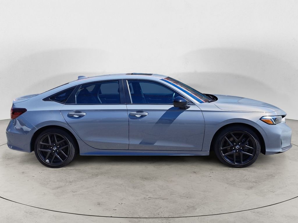 Used 2025 Honda Civic Sport Touring image 2