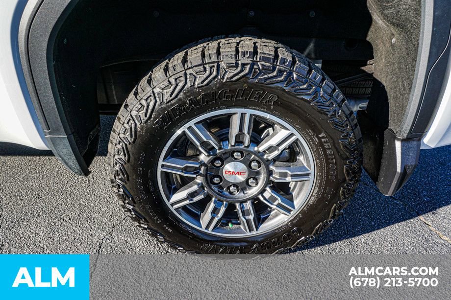 Used 2025 GMC Sierra 1500 AT4 w/ AT4 Preferred Package image 17