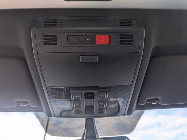 Used 2017 Volkswagen GTI SE image 24