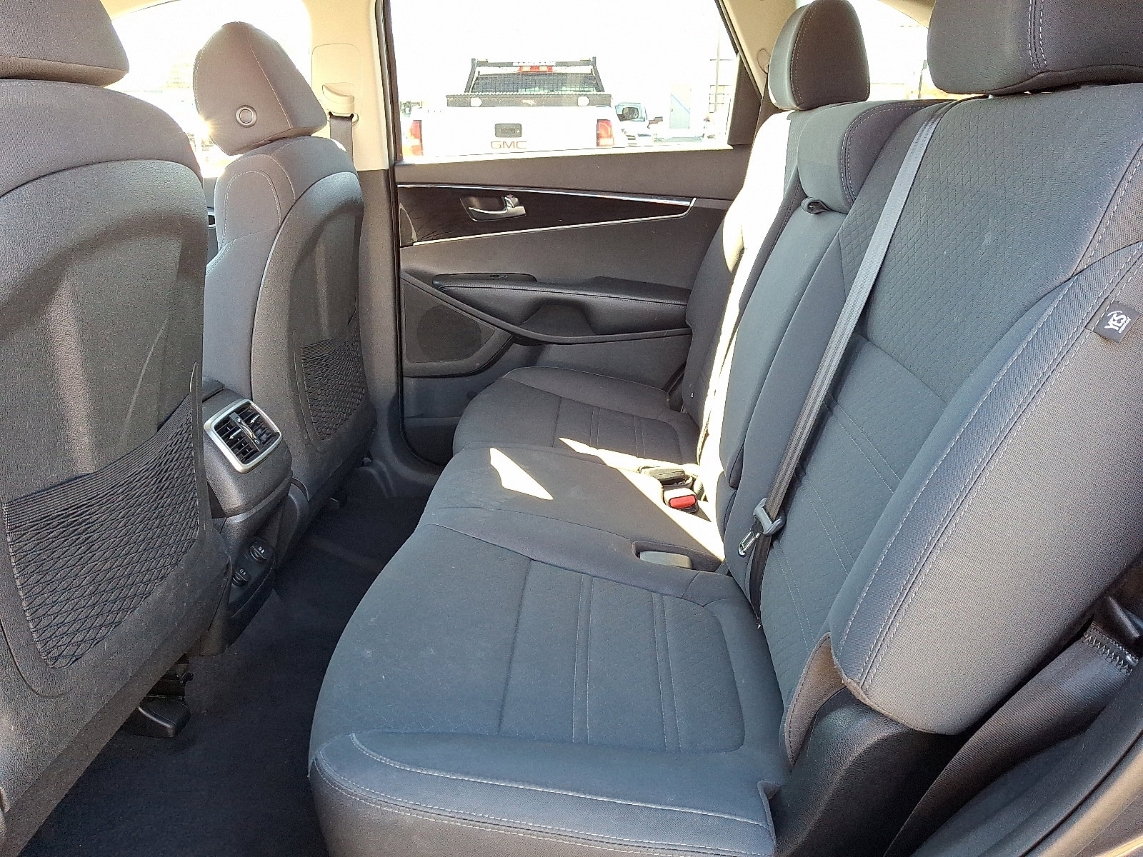 Used 2019 Kia Sorento AWD V6 image 10