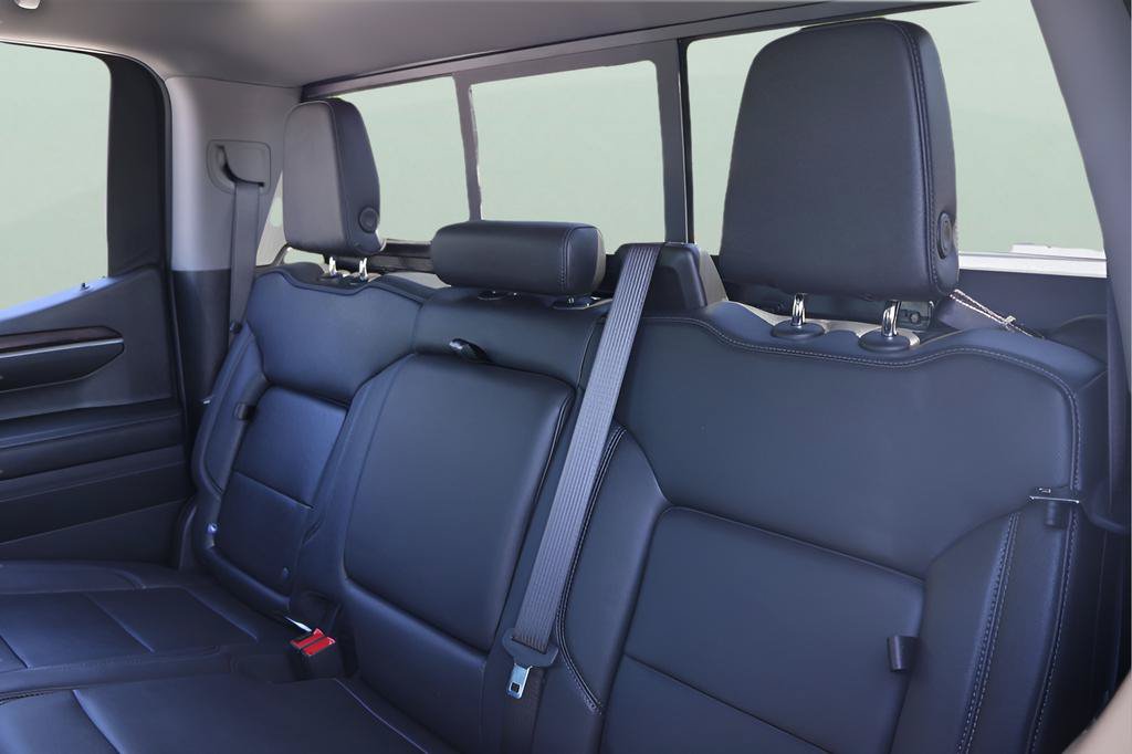 Used 2024 GMC Sierra 1500 SLT w/ SLT Premium Plus Package AWD/4WD image 16