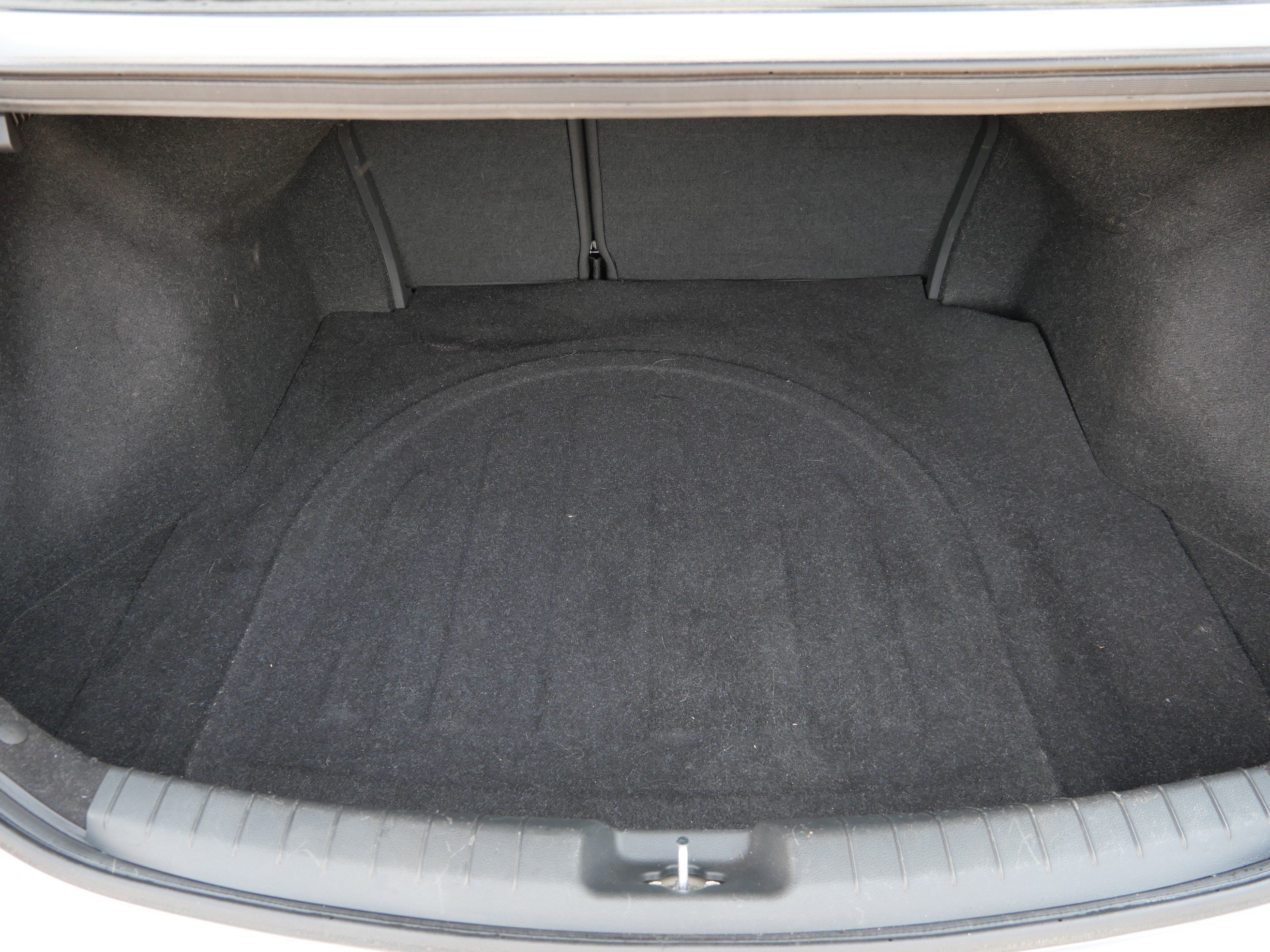 Used 2017 Hyundai Elantra Limited FWD image 18
