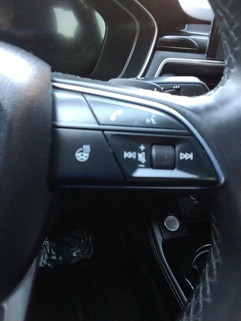 Used 2022 Audi A4 2.0T Premium Plus w/ Premium Plus Package image 17