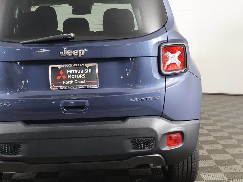 Used 2022 Jeep Renegade Limited AWD/4WD image 16