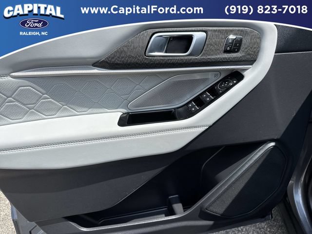 Certified 2025 Ford Explorer Platinum w/ Ultimate Package AWD/4WD image 20