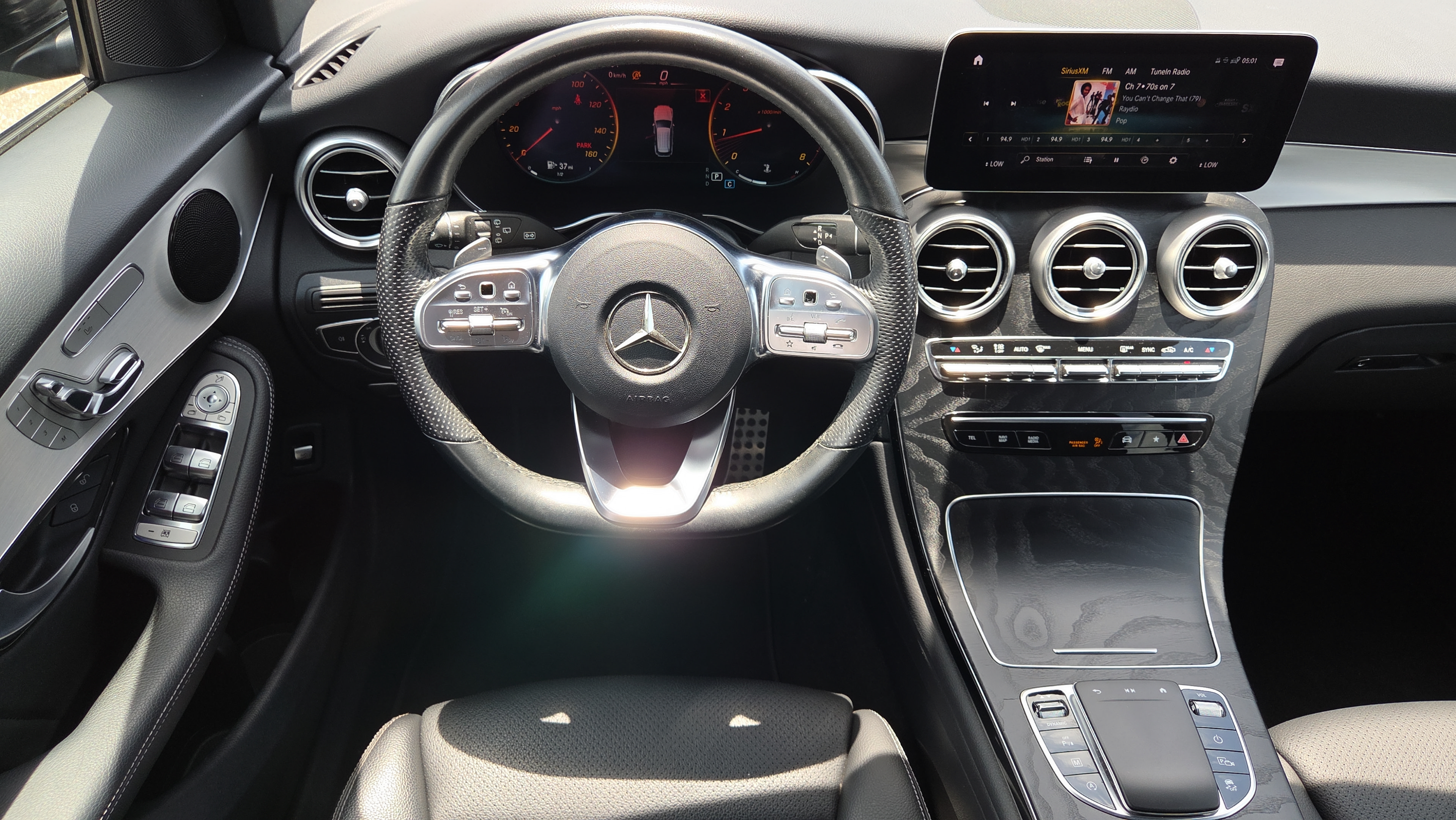 Used 2022 Mercedes-Benz GLC 300 image 13