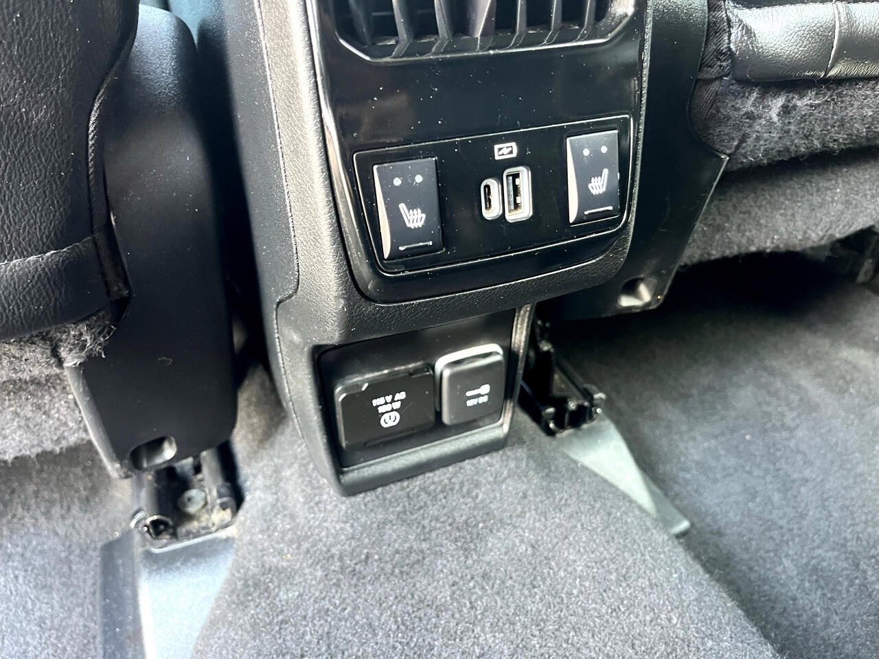 Used 2022 Jeep Compass Limited w/ Elite Group image 13