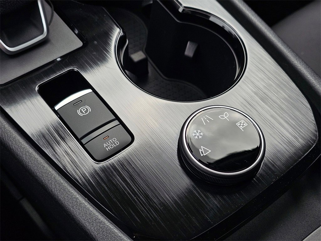 New 2025 Nissan Rogue SL w/ Tech Package image 14
