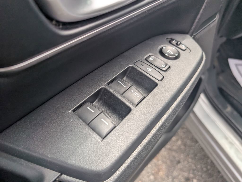 Used 2017 Honda CR-V EX-L image 15