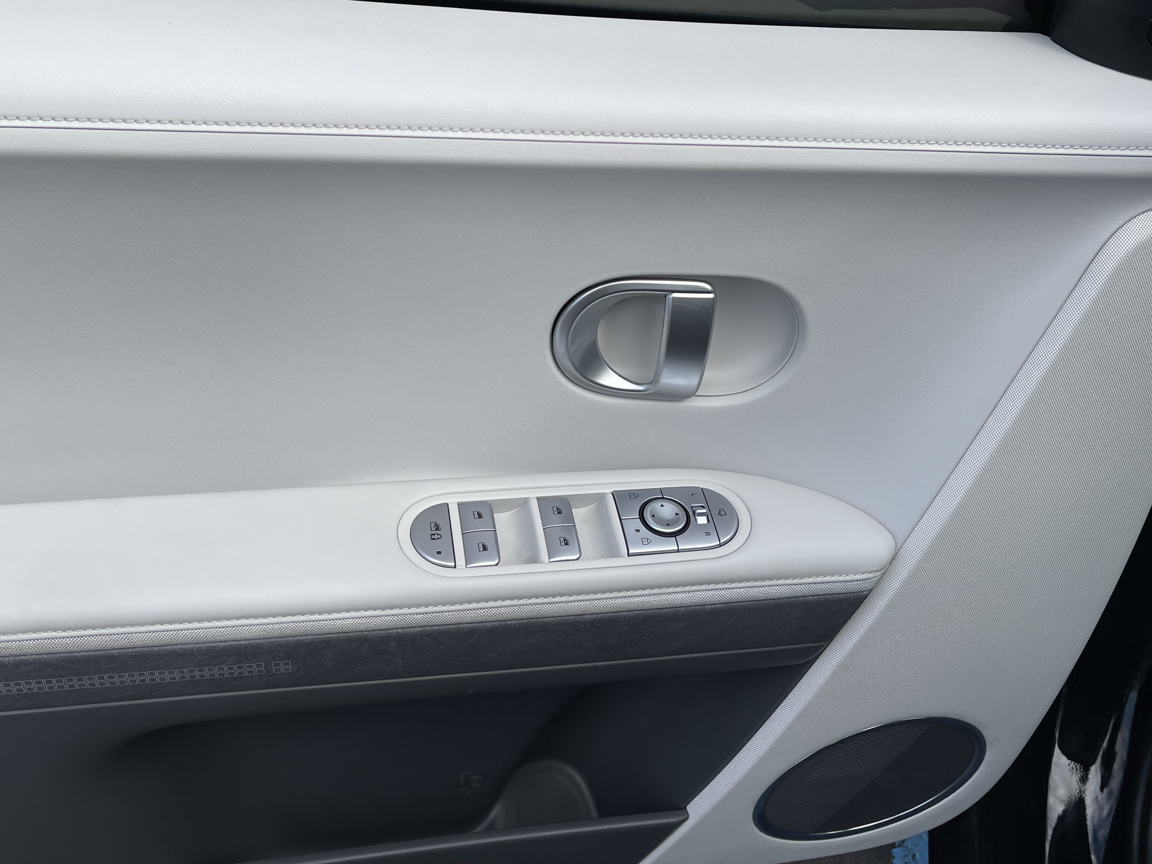Certified 2023 Hyundai Ioniq 5 SEL AWD/4WD image 17