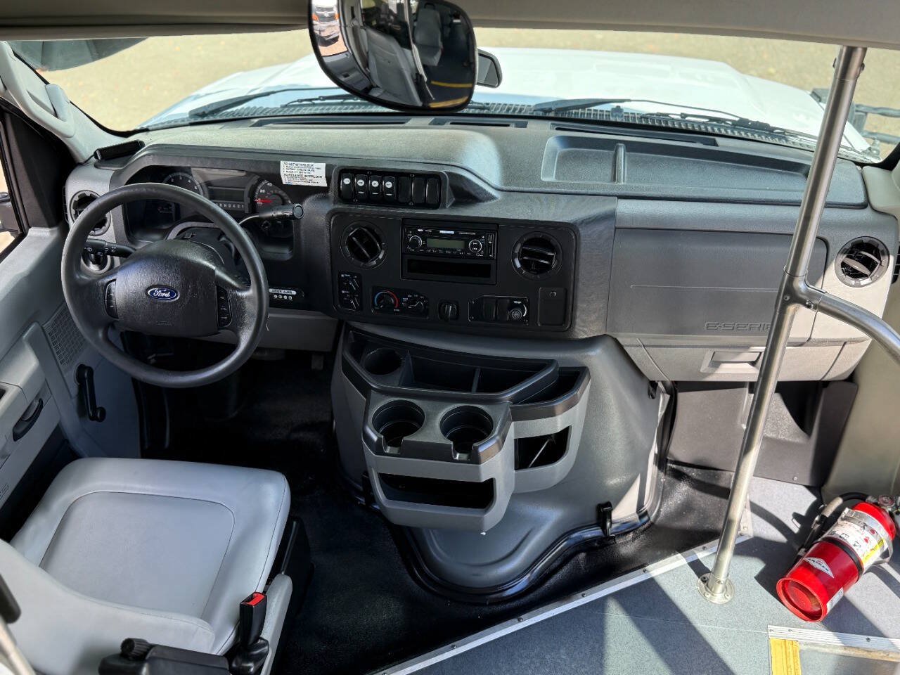 Used 2016 Ford E-450 and Econoline 450 Super Duty w/ Shuttle Bus Prep Package RWD image 13